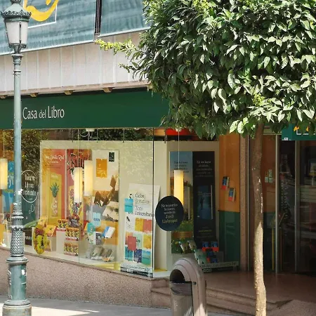 Studio Rua Velazquez Moreno ヴィーゴ